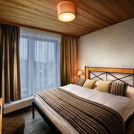 Jasna Wellness Maxim Jacuzzi & Sauna *